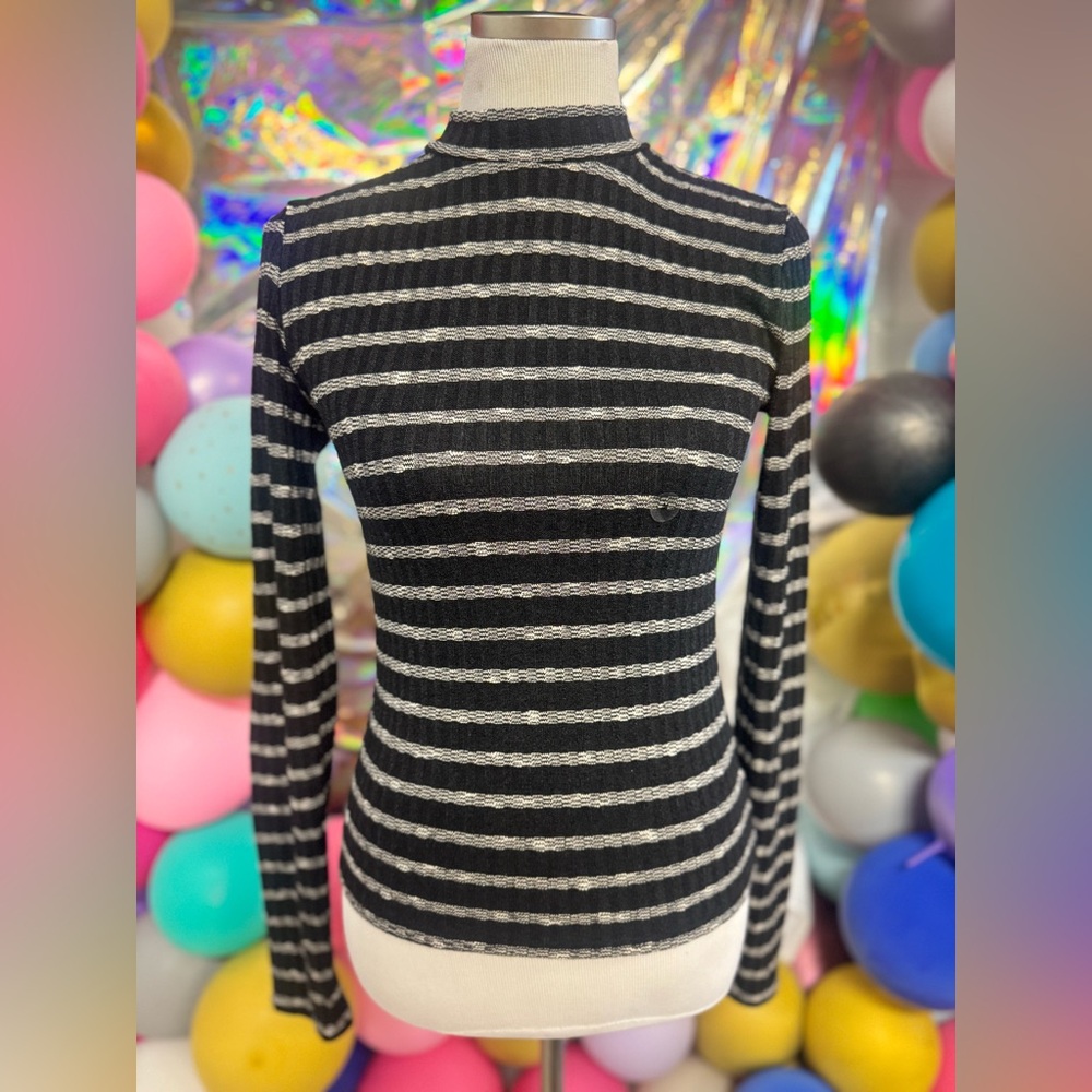 Prince & Fox Black Ribbed Striped Mock Neck‎ Top – Women’s Medium NWT